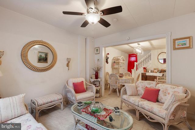 121 S BLANK ST, Allentown, PA 18102