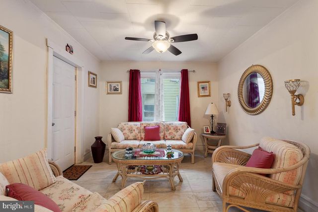 121 S BLANK ST, Allentown, PA 18102