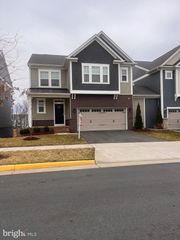 1499 MEADOWLARK GLEN RD, Dumfries, VA 22026