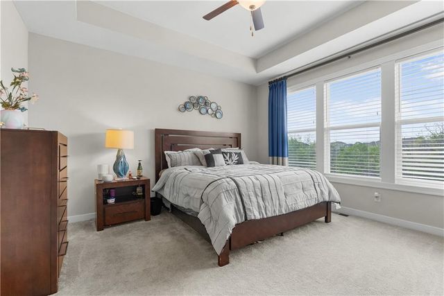 202 NW Joshua Drive, Lee's Summit, MO 64081
