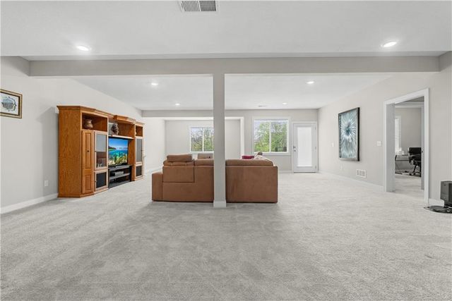 202 NW Joshua Drive, Lee's Summit, MO 64081