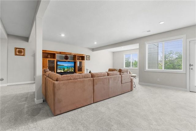 202 NW Joshua Drive, Lee's Summit, MO 64081