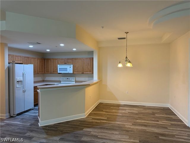 2909 Tuscan DR 303, Cape Coral, FL 33909
