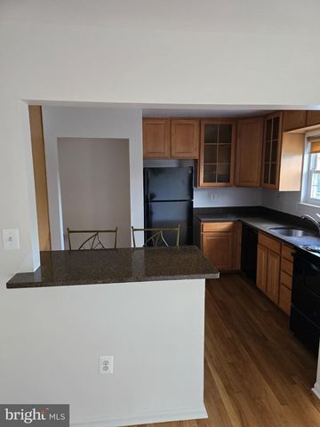 809 SAINT MICHAELS DR, Bowie, MD 20721