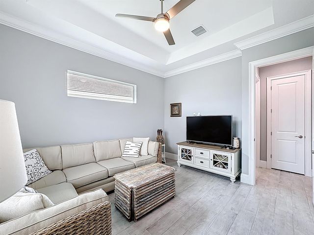 9155 SW Pinnacle Place, Port St. Lucie, FL 34987