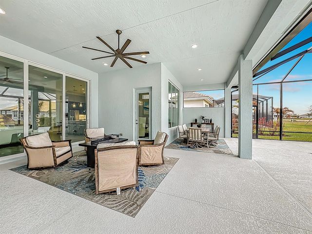 9155 SW Pinnacle Place, Port St. Lucie, FL 34987