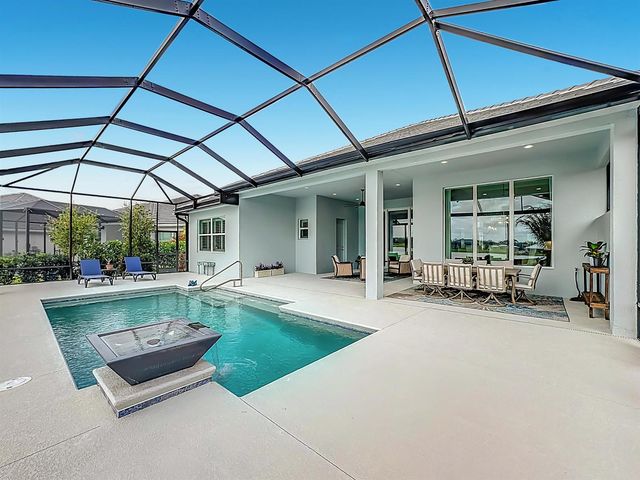 9155 SW Pinnacle Place, Port St. Lucie, FL 34987