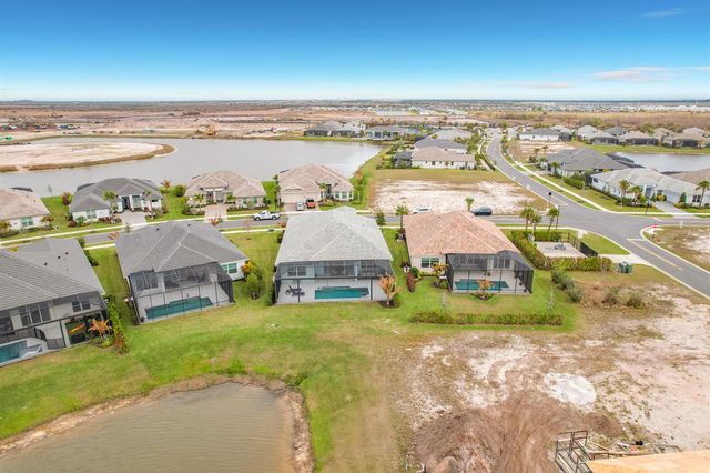 9155 SW Pinnacle Place, Port St. Lucie, FL 34987
