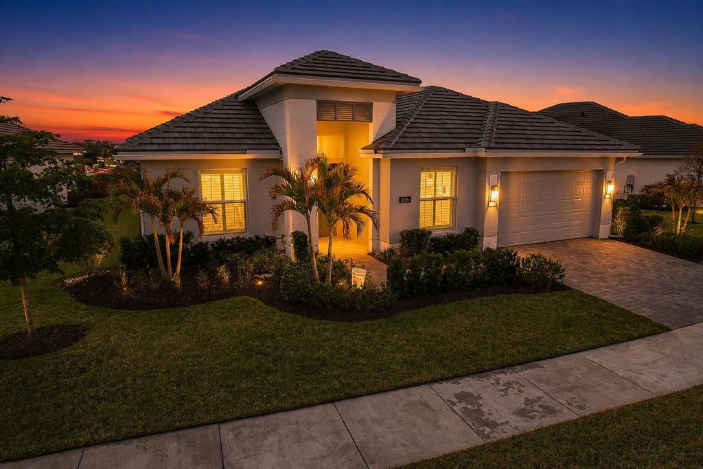 9155 SW Pinnacle Place, Port St. Lucie, FL 34987