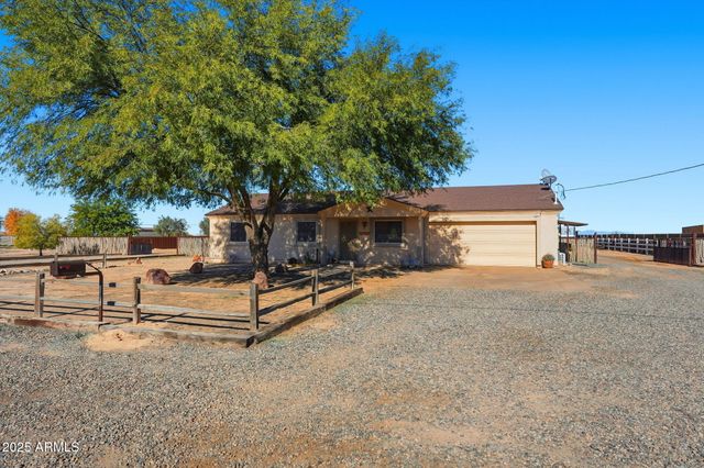 3356 E Gurr Lane, Coolidge, AZ 85128
