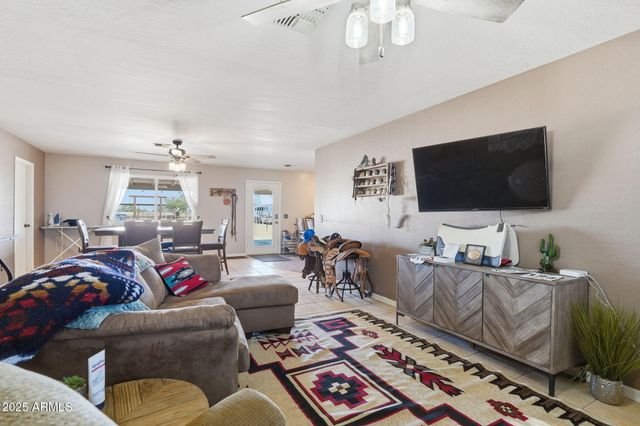 3356 E Gurr Lane, Coolidge, AZ 85128