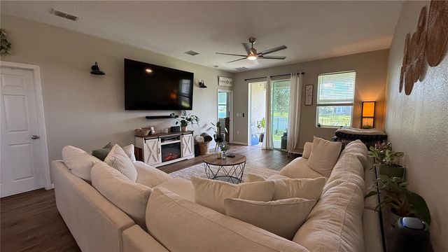 722 LADYFISH LN, New Smyrna Beach, FL 32168