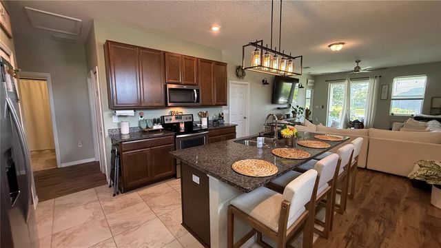 722 LADYFISH LN, New Smyrna Beach, FL 32168