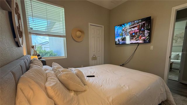 722 LADYFISH LN, New Smyrna Beach, FL 32168