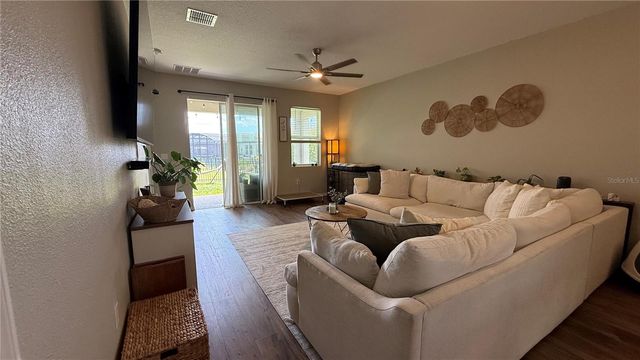 722 LADYFISH LN, New Smyrna Beach, FL 32168