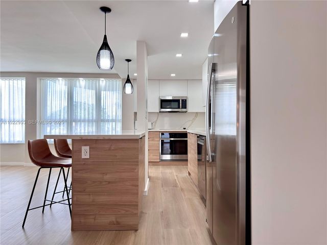 10230 Collins Ave 102, Bal Harbour, FL 33154