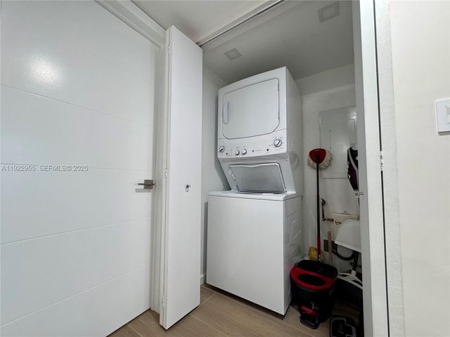 10230 Collins Ave 102, Bal Harbour, FL 33154