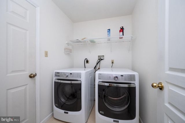 189 WALTON CT, Reading, PA 19606
