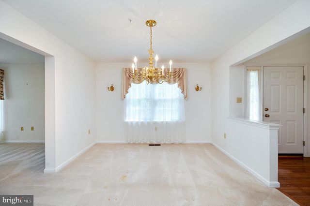 189 WALTON CT, Reading, PA 19606