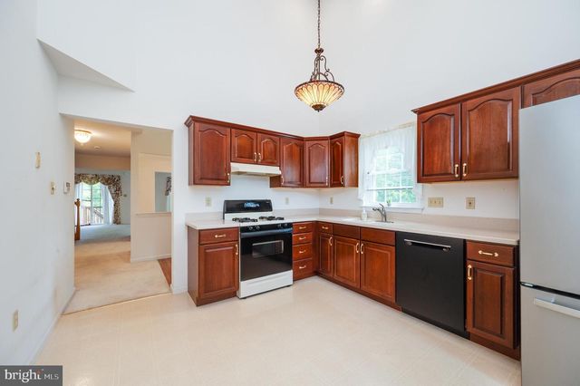 189 WALTON CT, Reading, PA 19606
