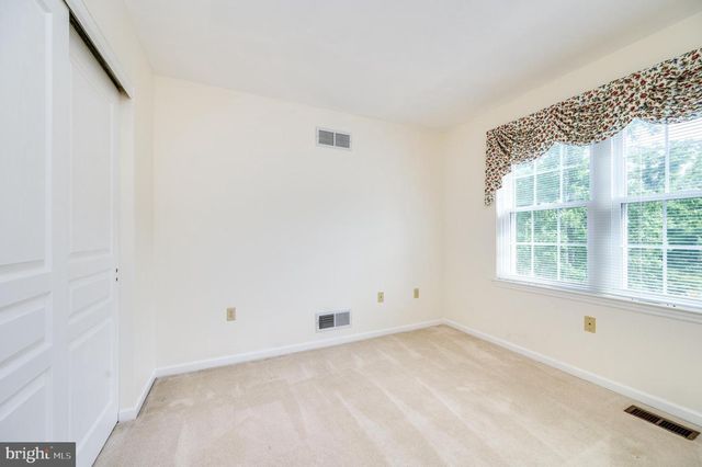 189 WALTON CT, Reading, PA 19606