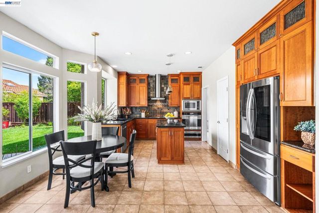 605 Bancroft Pl, San Ramon, CA 94582