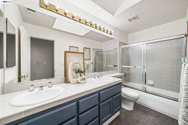 605 Bancroft Pl, San Ramon, CA 94582