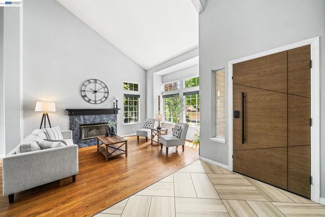 605 Bancroft Pl, San Ramon, CA 94582