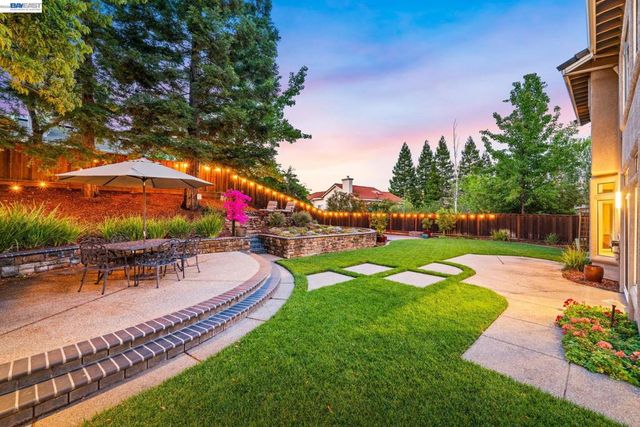 605 Bancroft Pl, San Ramon, CA 94582