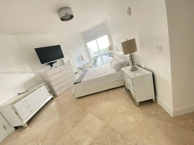 16001 collins ave 1005, Sunny Isles Beach, FL 33160