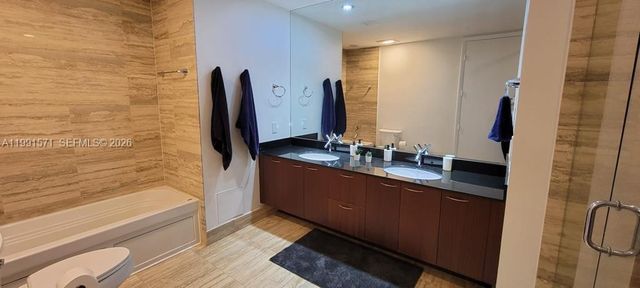 16001 collins ave 1005, Sunny Isles Beach, FL 33160