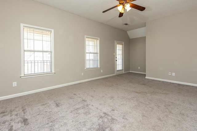 1213 OAK CREEK DR, Collierville, TN 38017