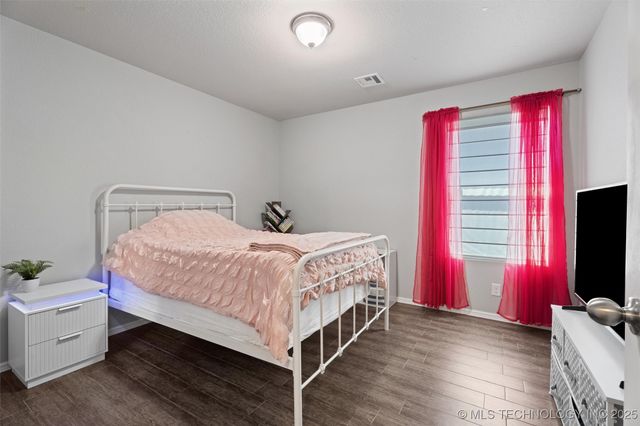 15511 E 87th Street North, Owasso, OK 74055