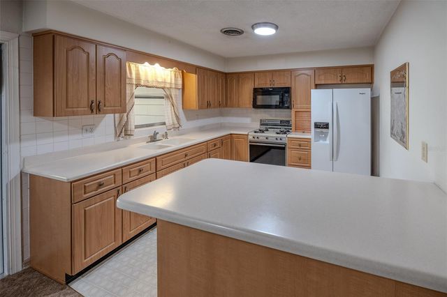 2217 NW 52 STREET, Ocala, FL 34475