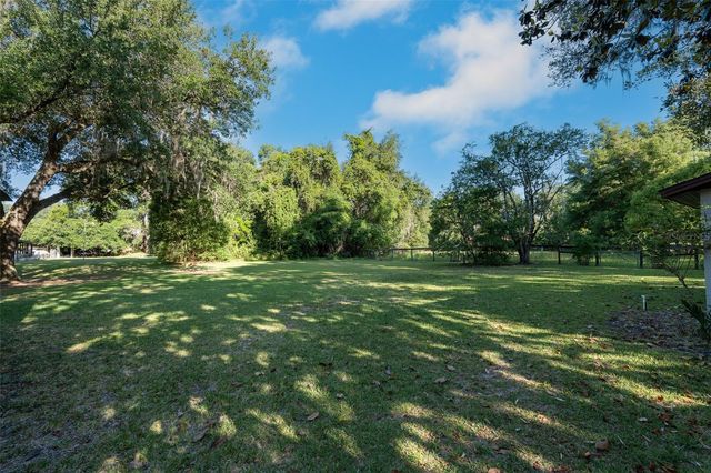 2217 NW 52 STREET, Ocala, FL 34475