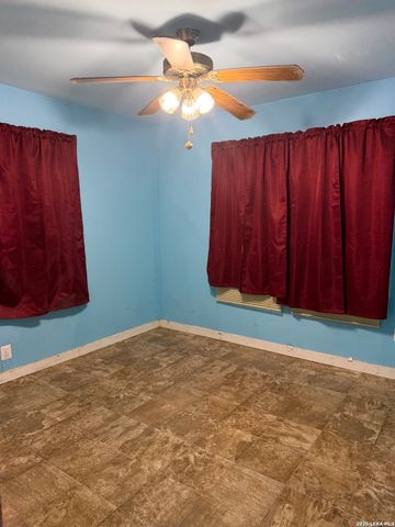 437 Glendale, San Antonio, TX 78237