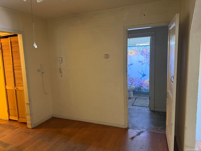 437 Glendale, San Antonio, TX 78237