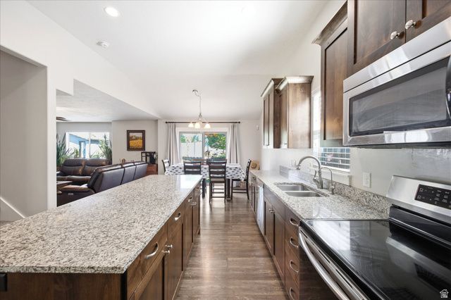 2854 W BEAR RIDGE WAY, Lehi, UT 84043