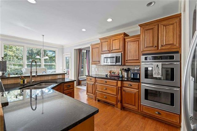 1030 Silver Thorne Drive, Loganville, GA 30052