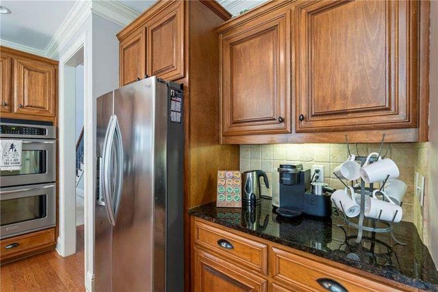 1030 Silver Thorne Drive, Loganville, GA 30052