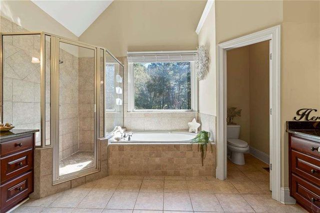 1030 Silver Thorne Drive, Loganville, GA 30052