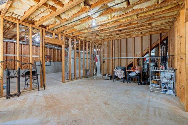 1030 Silver Thorne Drive, Loganville, GA 30052