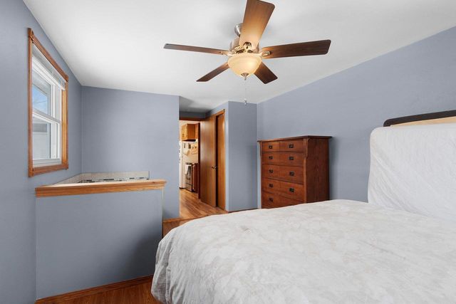 1521 CAREFUL DRIVE, Green Bay, WI 54304