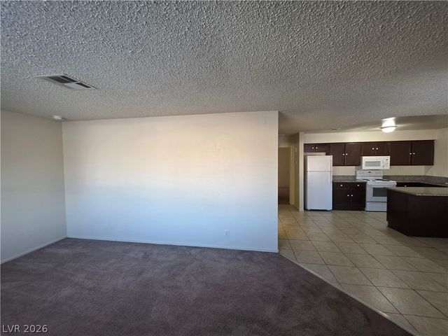 873 MANTIS Way 3, Las Vegas, NV 89110