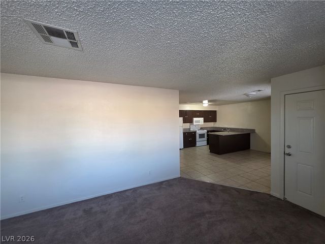873 MANTIS Way 3, Las Vegas, NV 89110