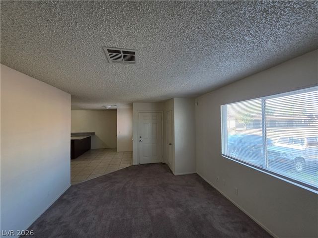873 MANTIS Way 3, Las Vegas, NV 89110
