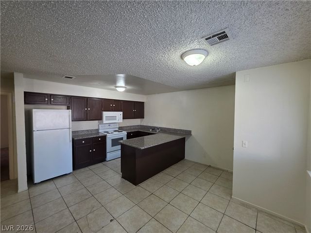 873 MANTIS Way 3, Las Vegas, NV 89110