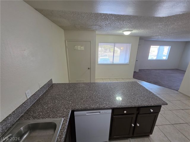 873 MANTIS Way 3, Las Vegas, NV 89110