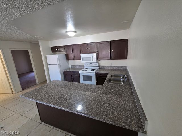 873 MANTIS Way 3, Las Vegas, NV 89110