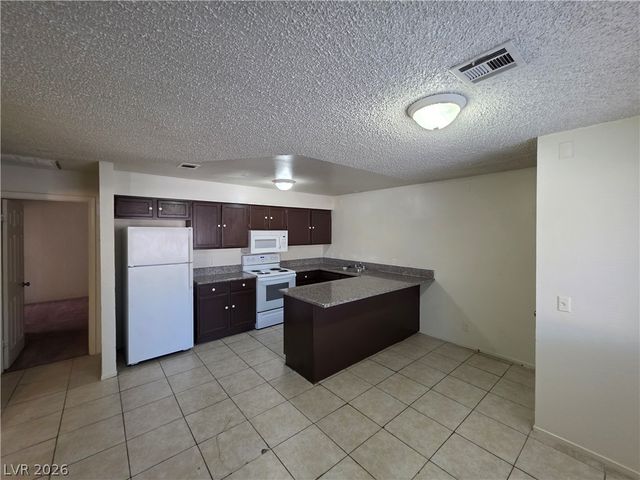 873 MANTIS Way 3, Las Vegas, NV 89110